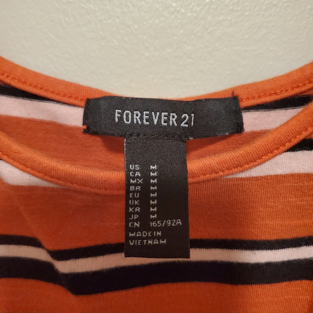 ๐ฟ F21 Basic Striped Bodycon Dress - Picture 4 of 4